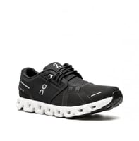 سنيكر 'كلاود 5' بدون رقبة