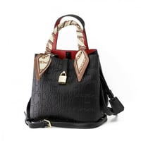 شنطة سي اتش توت باق