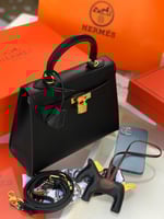 شنط كايلي وسط