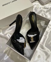 كعب سان لوران