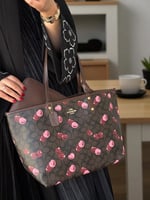 شنطة كوتش توت باق