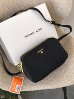 شنطة مايكل كورس