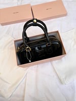 شنطة ميو ميو اركداي