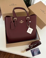 كوتش مولي توت باق