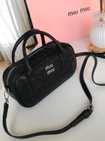 شنطة ميو ميو
