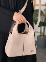 شنطة كوتش لانا