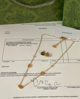 طقم قوتشي ناعم ( سلسال وحلق ) مع الملحقات