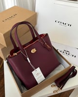 شنطة كوتش مولي