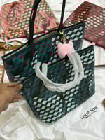 لوب نوار توت باق