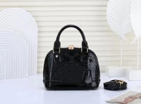 شنطة لويس فيتون بيبي الما