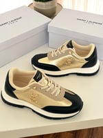 حذاء سان لوران