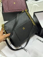 شانيل توت باق