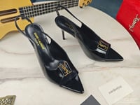 كعب سان لوران