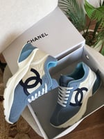 حذاء شانيل سنيكرز