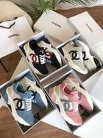 حذاء شانيل سنيكرز