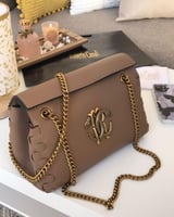 شنطة روبرتو كفالي