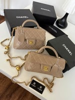 شنطة شانيل هاندل