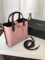 شنطة كوتش مولي