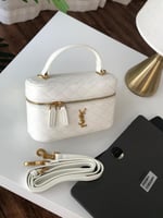 شنطة سان لوران