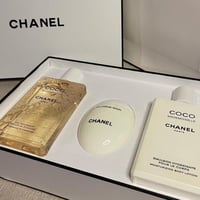 مجموعة كوكو شانيل مع الملحقات