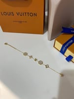 طقم لويس فيتون مع الملحقات