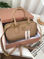 شنطة ميو ميو