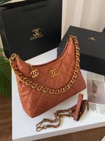 شنطة شانيل توت باق