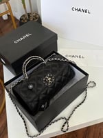 شنطة شانيل كيلي