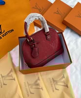 حقيبة لويس فيتون