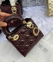 شنطة ليدي ديور