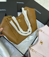 شانيل توت باق