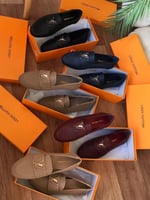 حذاء لويس فيتون