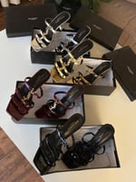 كعب سان لوران