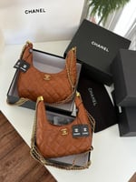 شنطة شانيل توت باق