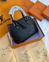 حقيبة لويس فيتون