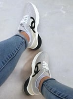 حذاء شانيل سنيكرز