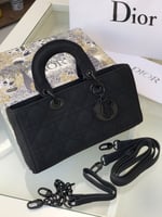 شنطة ديور ( مطفي )