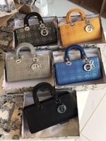 شنطة سهرات ديور