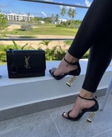 طقم سان لوران شنطة وكعب