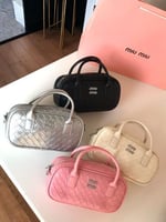 شنطة ميو ميو