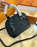 حقيبة لويس فيتون