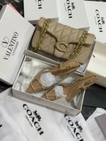 طقم كوتش (شنطة وكعب)