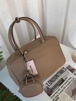 شنطة ميو ميو ليذر بو