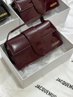 شنطة جاكيموس