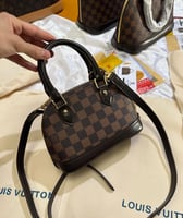 شنطة لويس فيتون بيبي الما