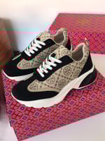 حذاء توري بورش