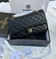 شنطة شانيل كلاسيك