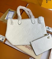 لويس فيتون توت باق نيفر فل