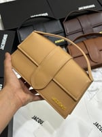 شنطة جاكيموس