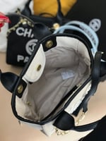 شنطة شانيل ( توت باق )